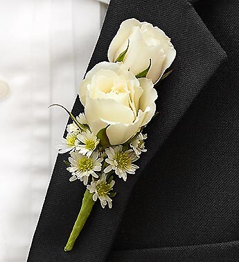 All White Ring Bearer Boutonni&amp;egrave;re