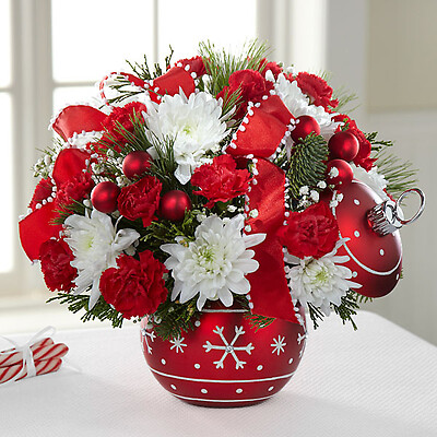 The Season&amp;#39;s Greetings&amp;trade; Bouquet